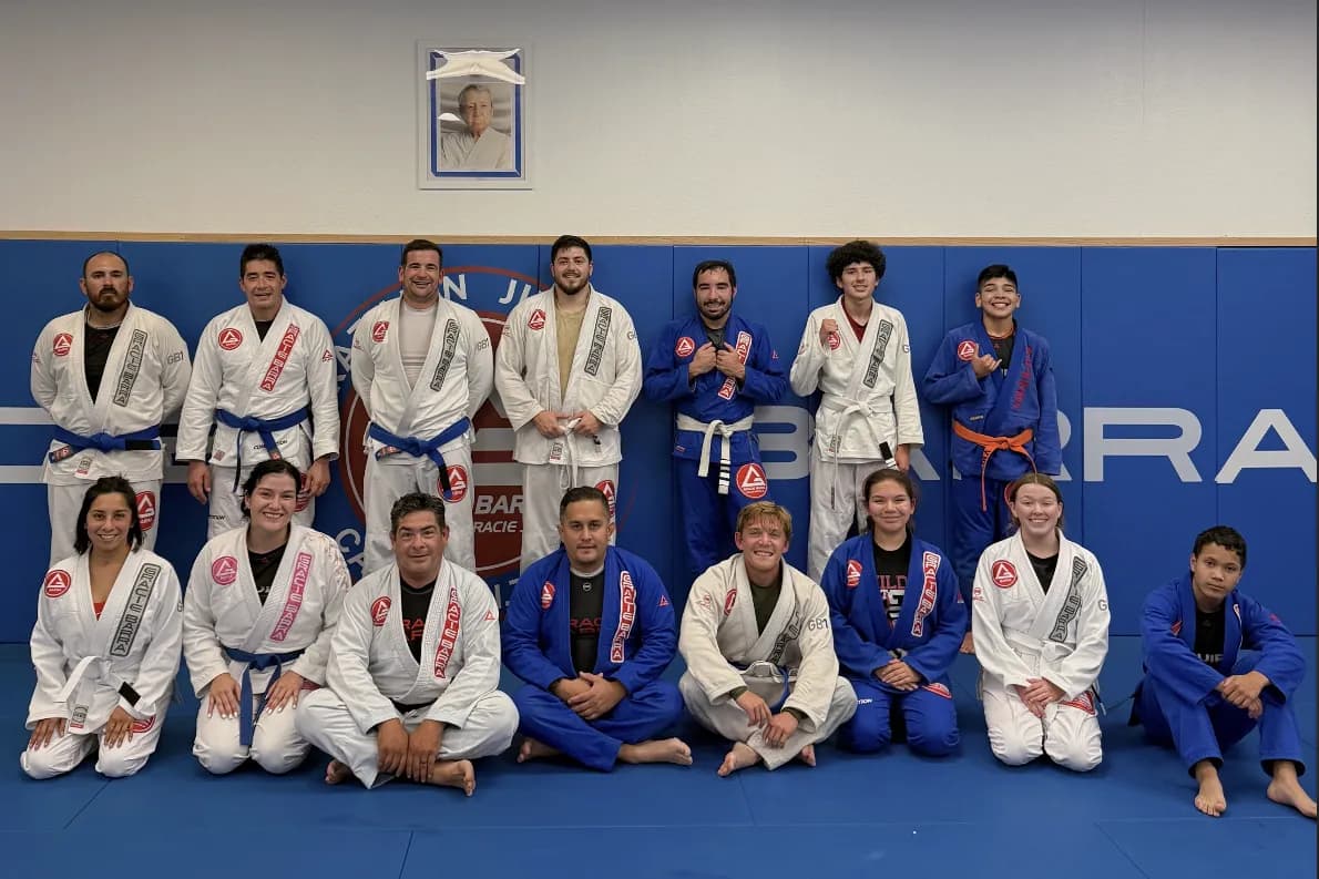 Advanced Jiu-Jitsu students training together at Gracie Barra Calallen